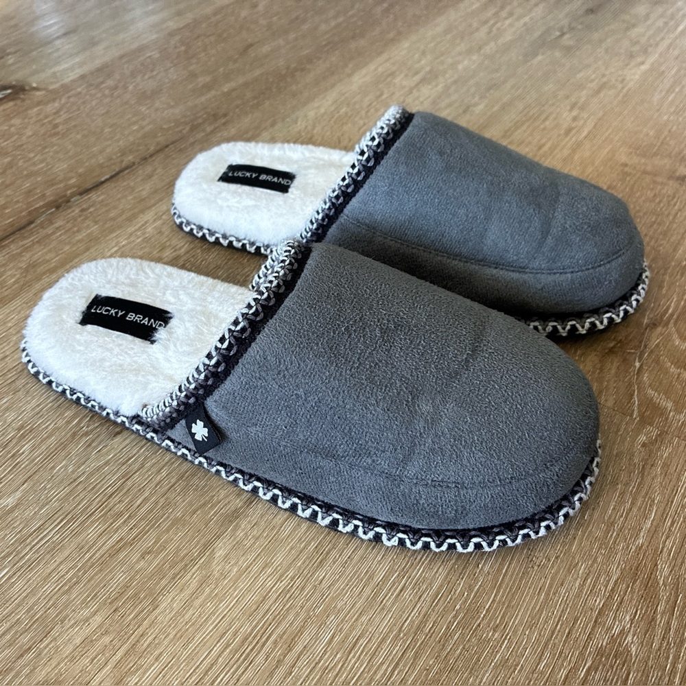 Lucky Brand Memory Foam Rubber Sole Scuff Bedroom Slipper Size 5 (Worn One Time)